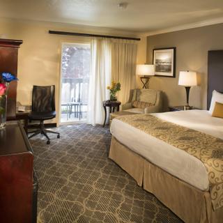 Best Western Danville Sycamore Inn | Danville, California | King bed with private patio